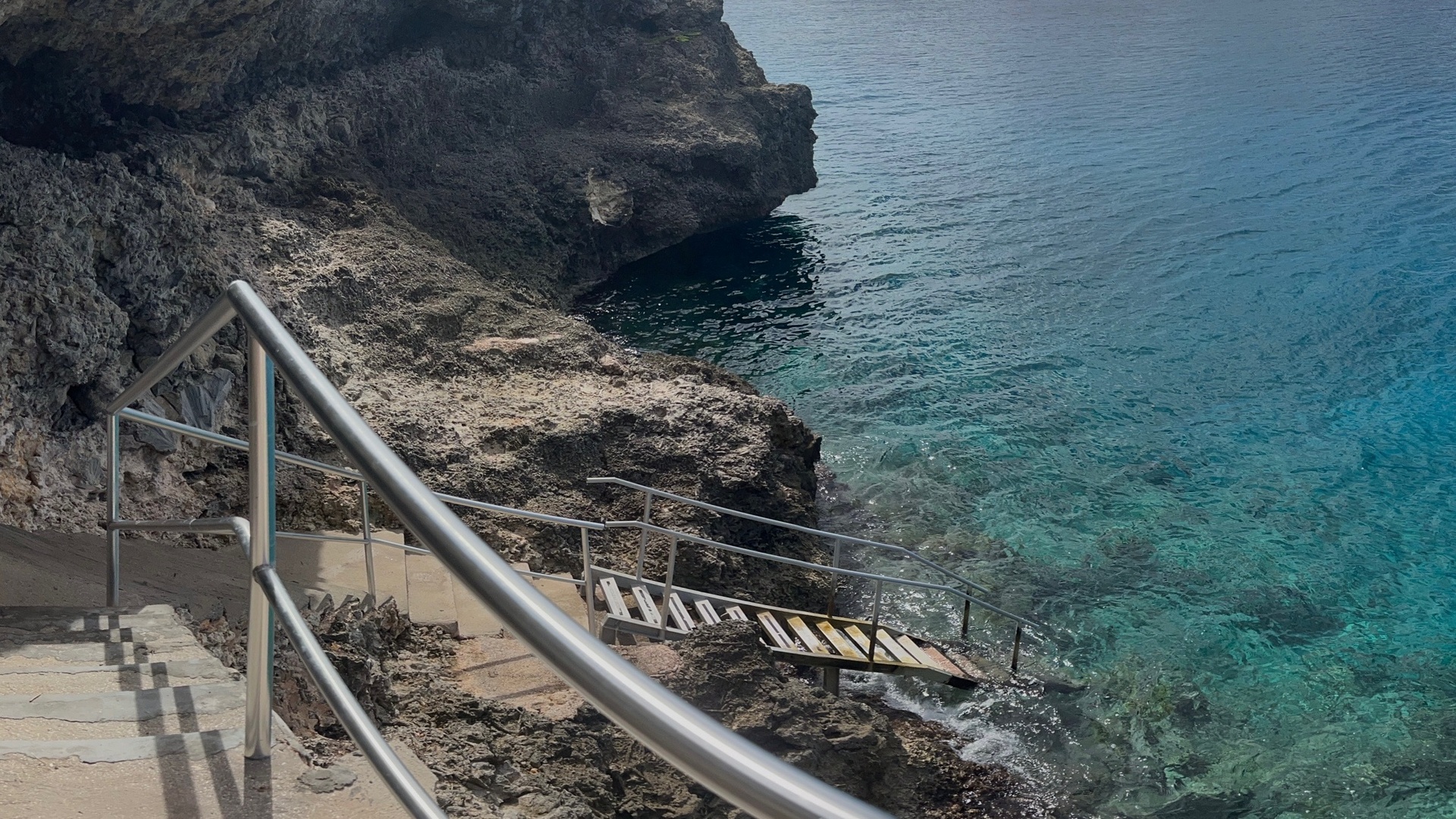 Ocean access at Punta Azul